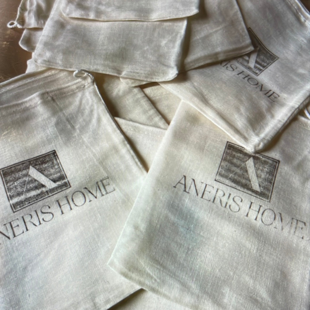 100% Organic Cotton Aneris Home Pouch